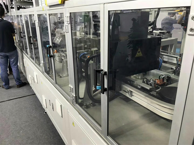 羞羞视频黄色网站机器防护罩