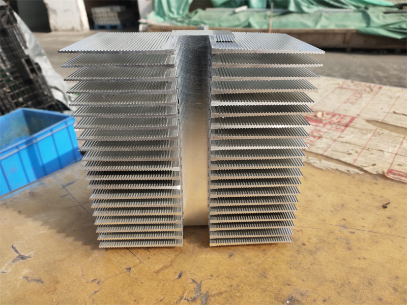 冲压件五金加工羞羞视频黄色网站散热片