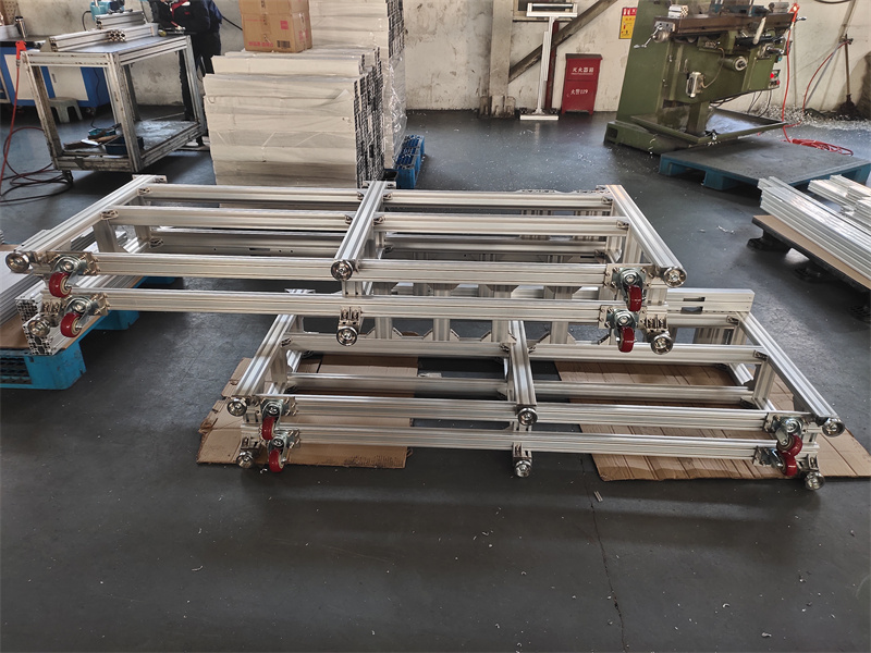 羞羞视频黄色网站柜子机架