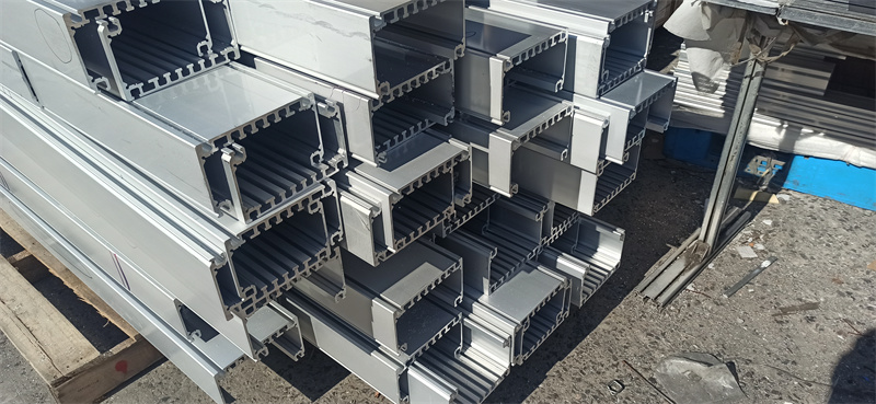 无人机羞羞视频黄色网站挤压开模定制